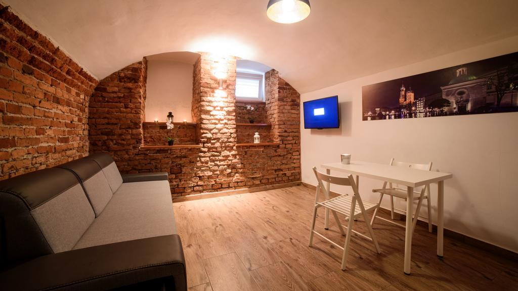 Cracow Rent Apartments - Spacious Apartments For 2-7 People In Quiet Area - Kolberga Street Nr 3 - 10 Min To Main Square By Foot Krakow Exterior photo